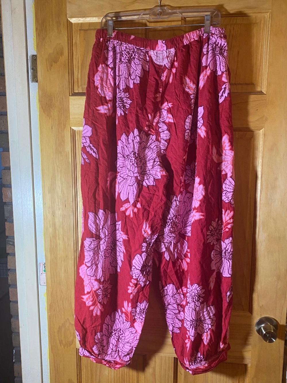 Free People On Repeat PJ Pants Red/Pink Floral XL NWT - Picture 3 of 4